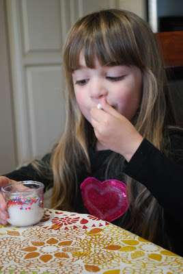 eat strawberry and yogurt cups