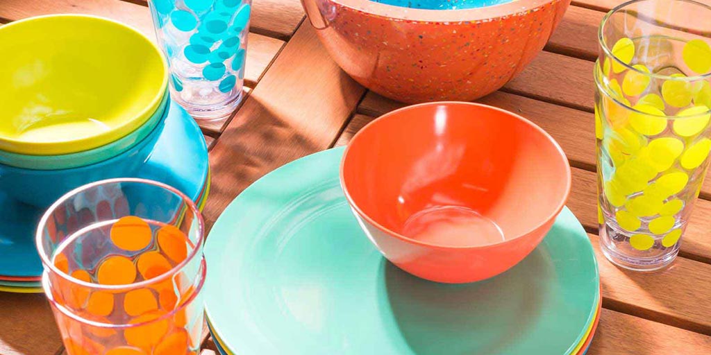 outdoor dinnerware