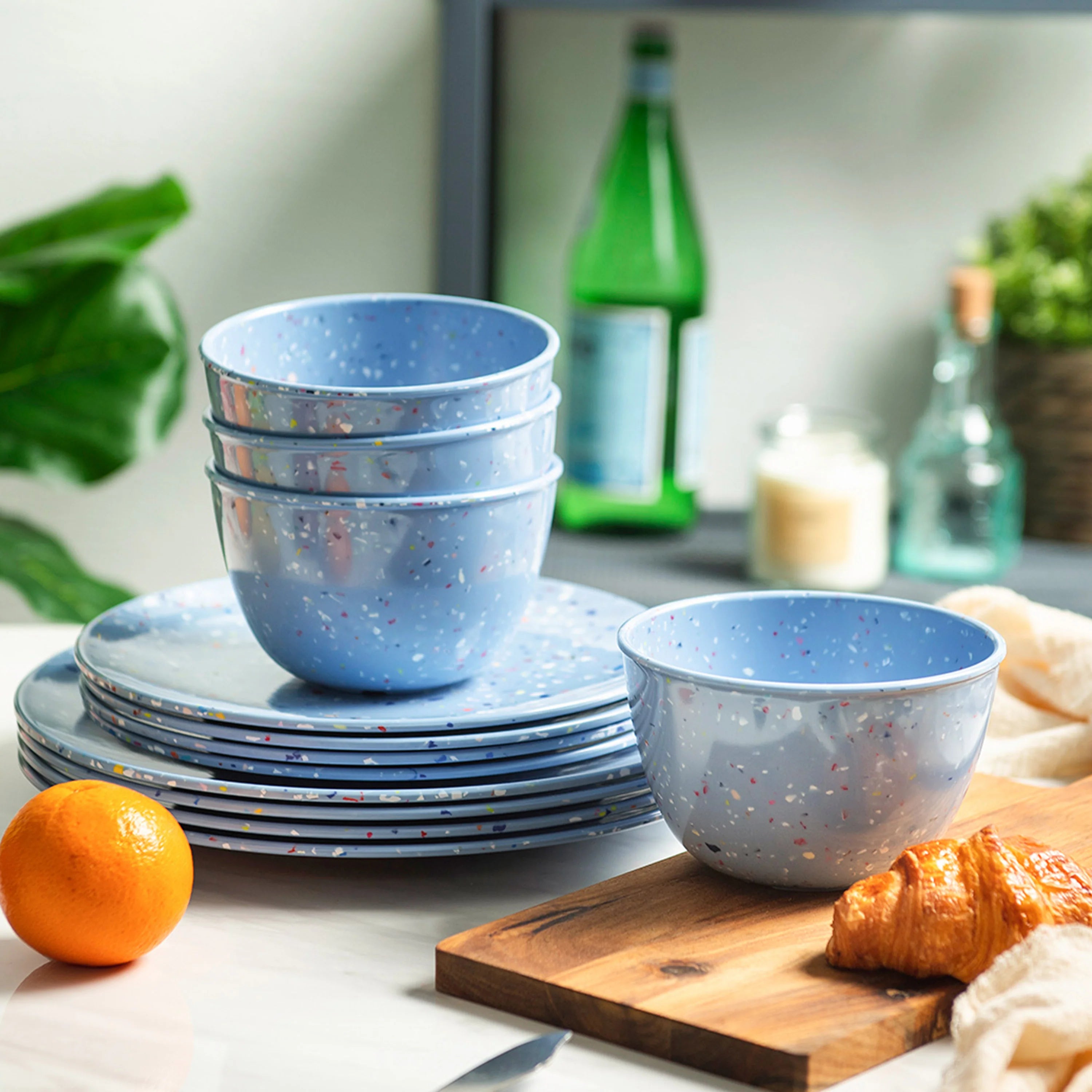 confetti-melamine-dinnerware